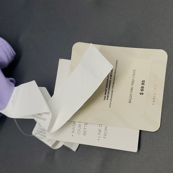 NEW Fabletics On-The-Go Midi Medium Impact Padded Sports Bra Size 1X - Picture 8 of 10